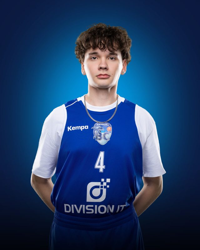 https://bc-marburg.de/wp-content/uploads/2025/11/Julian-Wiegand-BC-Marburg-Herren-3-2025-26-640x800.jpg