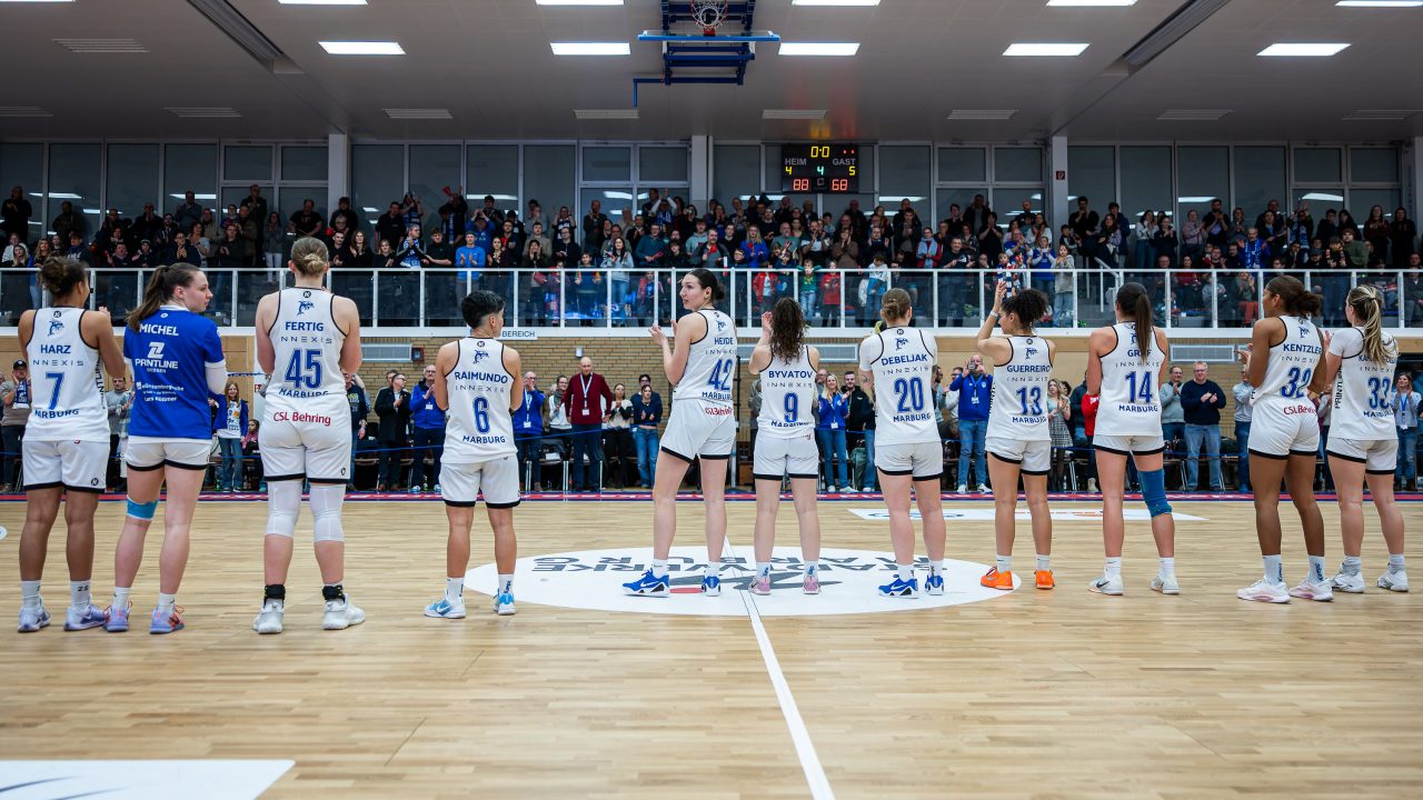 Fanbus zum ersten Halbfinalspiel in Halle