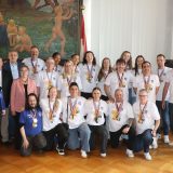 Die Blue Dolphins sind mit der Marburger Sportplakette in Gold ausgezeichnet worden.